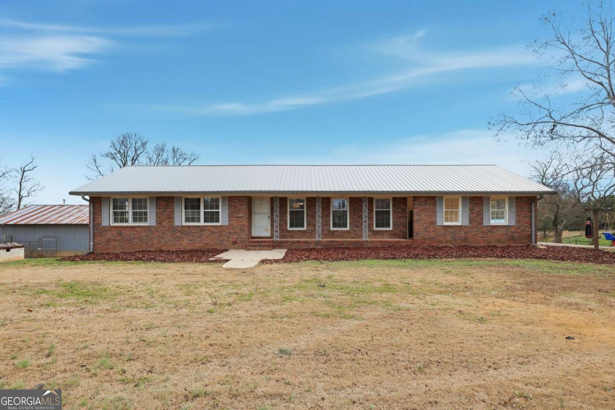 334 Highway 174 Property Photo 1