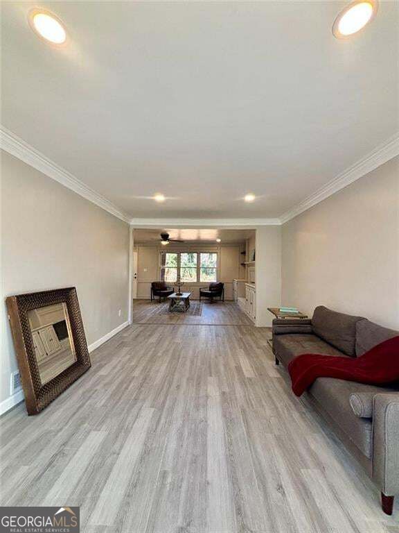 423 Orchards Walk Property Photo 6