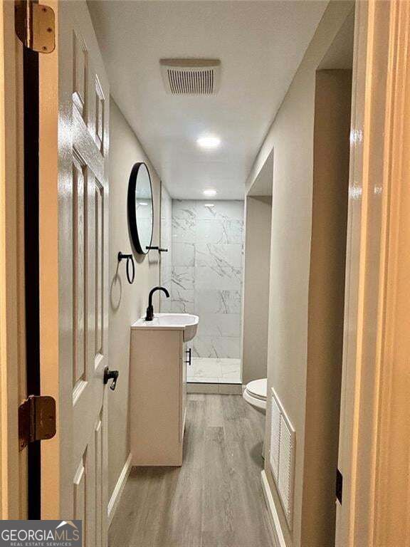 423 Orchards Walk Property Photo 39