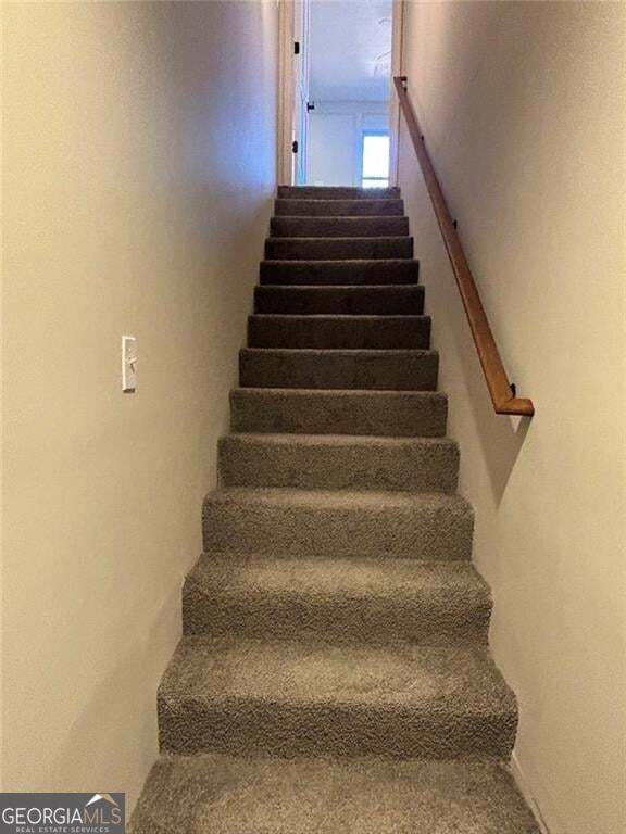 423 Orchards Walk Property Photo 51