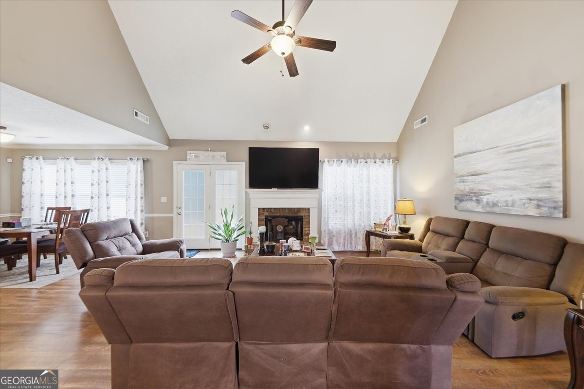 84 Pebble Creek Drive Property Photo 8