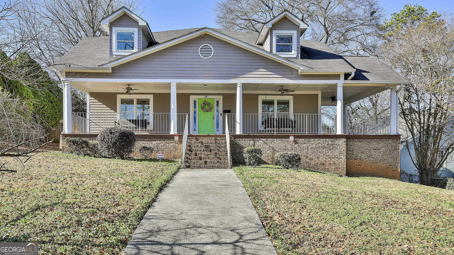 258 Sunset Avenue NW