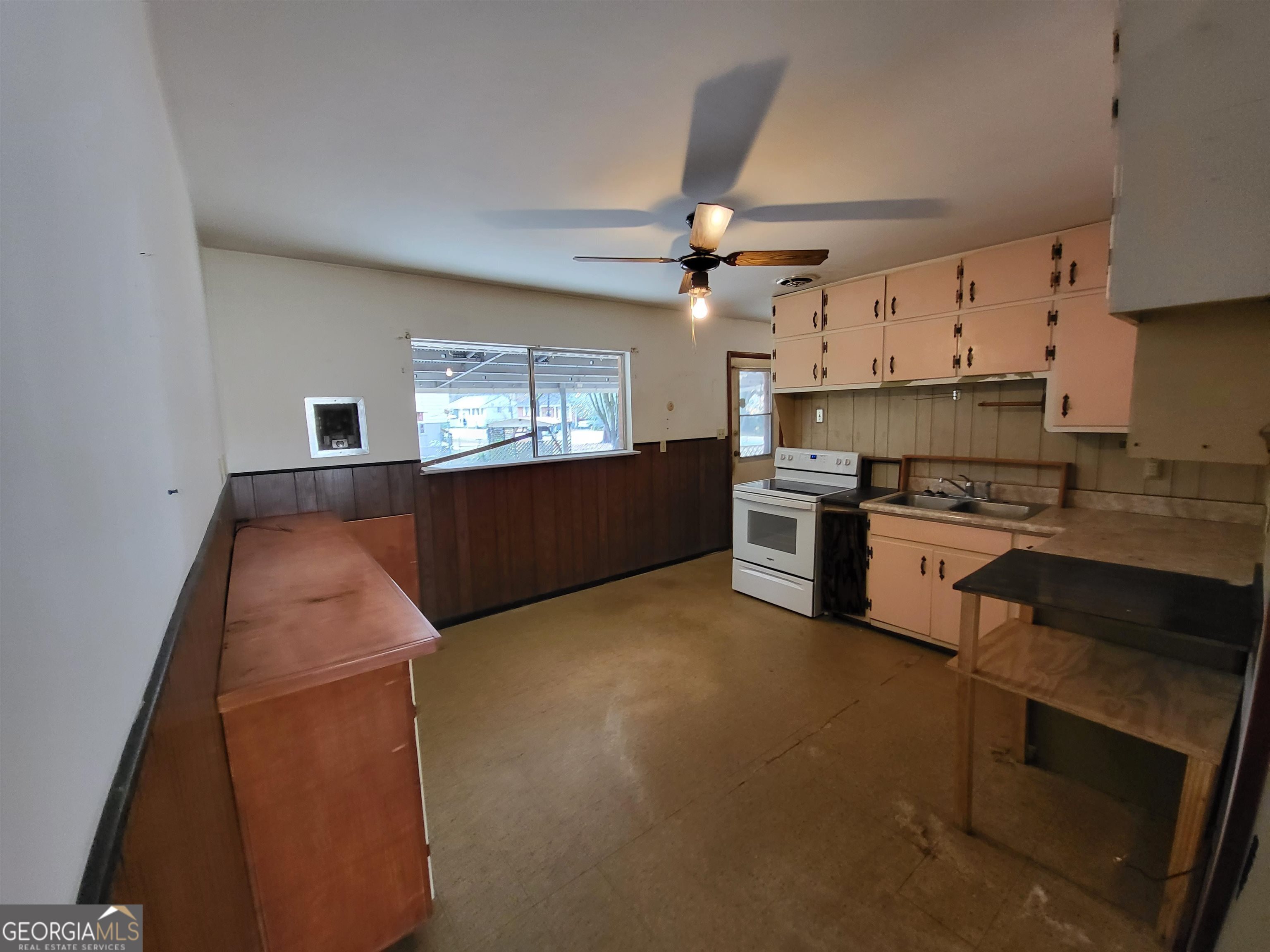 213 Whipporwill Way Property Photo 8
