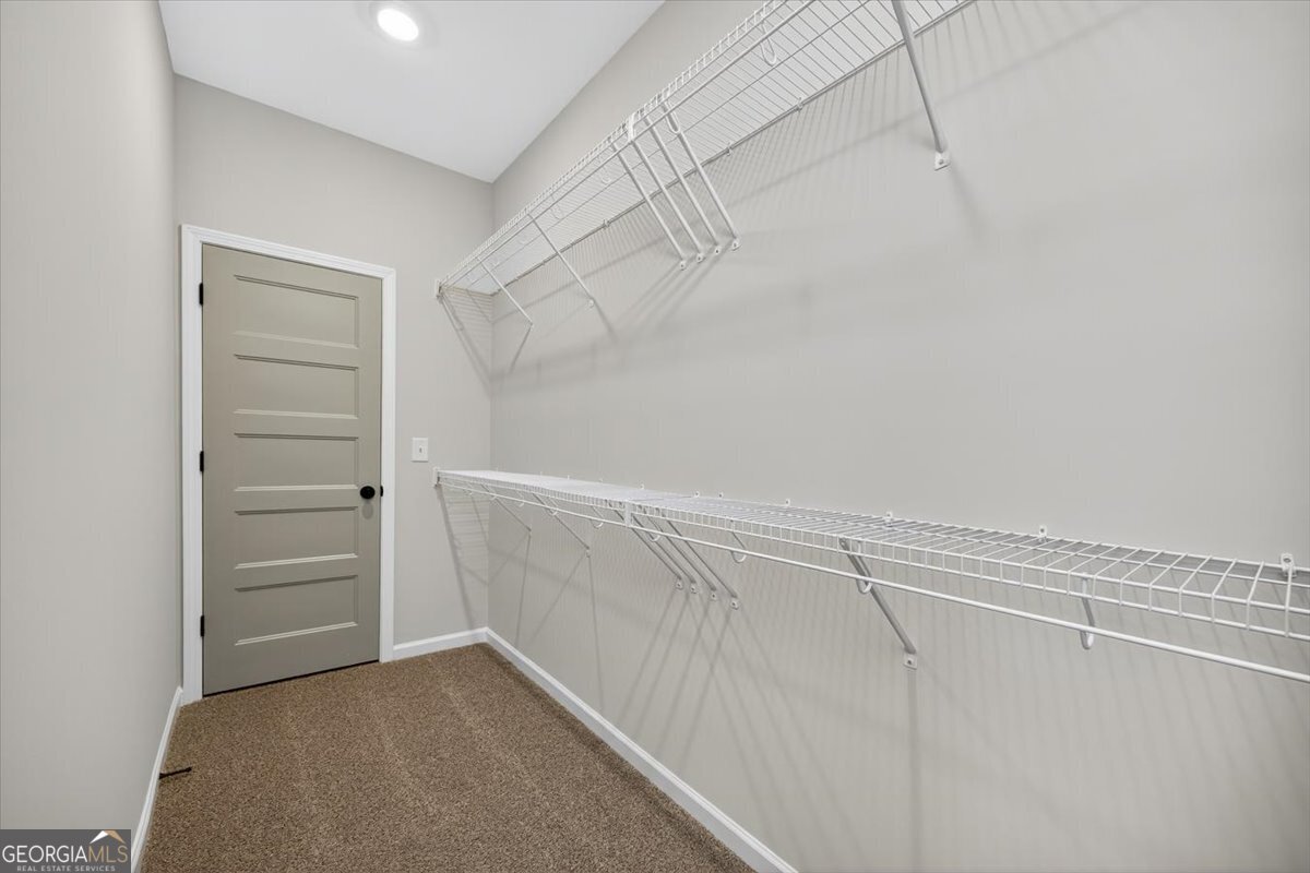 205 Barnett Lane Property Photo 28