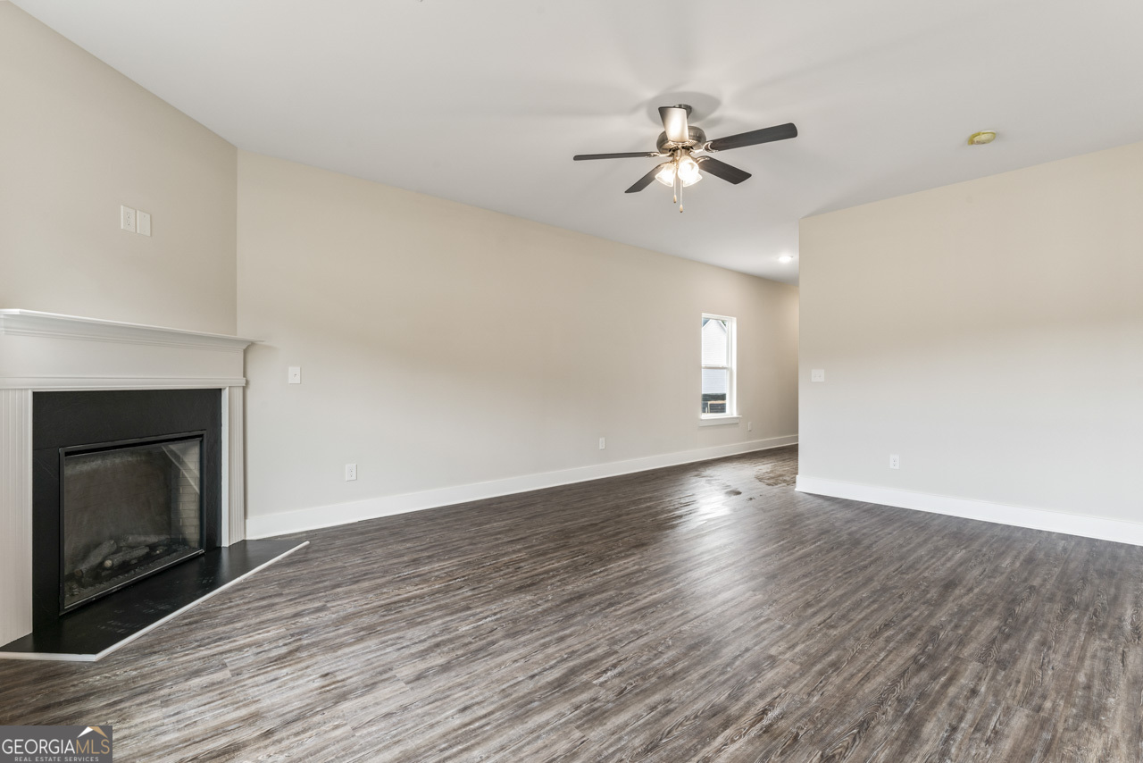 11201 Cornerstone Way Property Photo 14