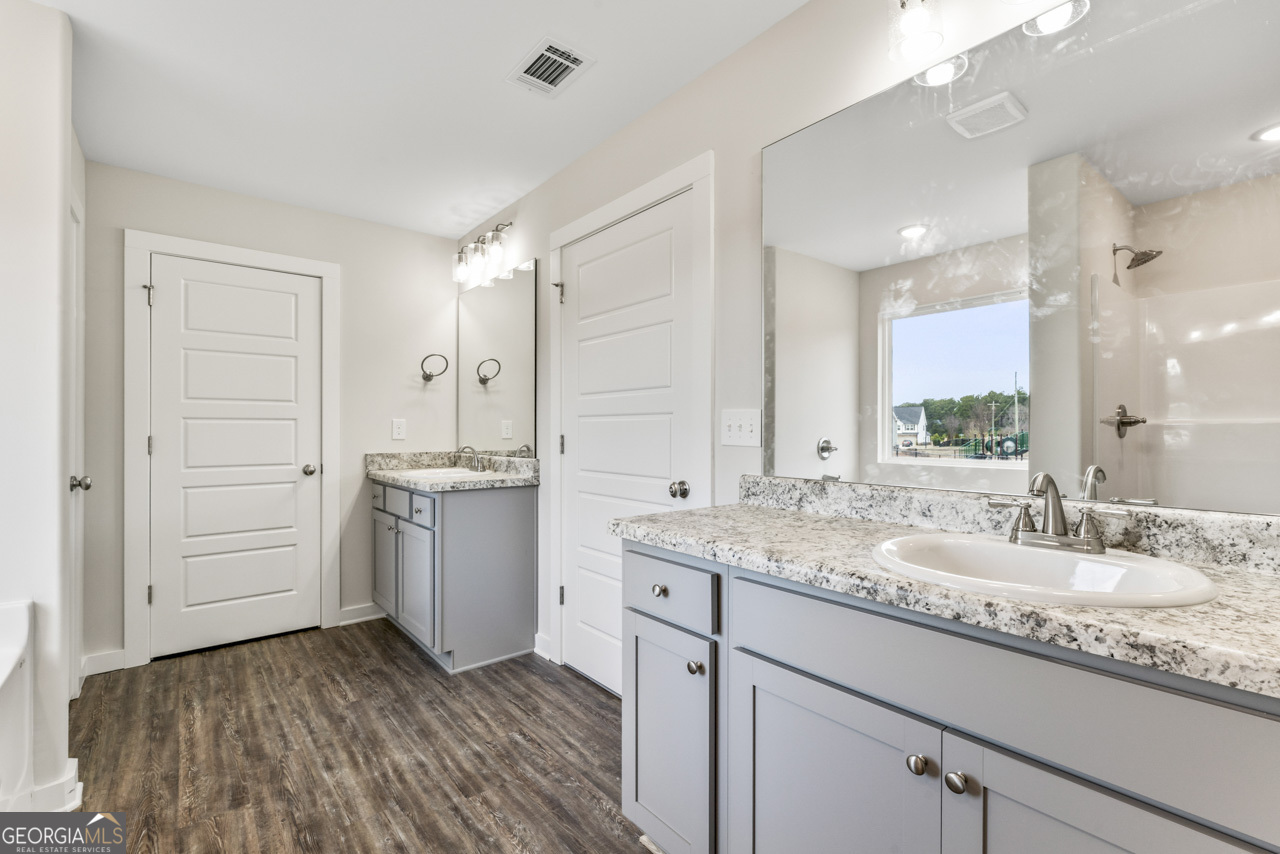 11201 Cornerstone Way Property Photo 33