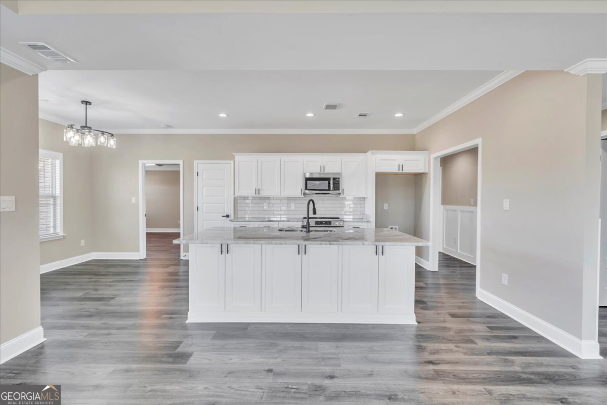 118 Early Drive Property Photo 16
