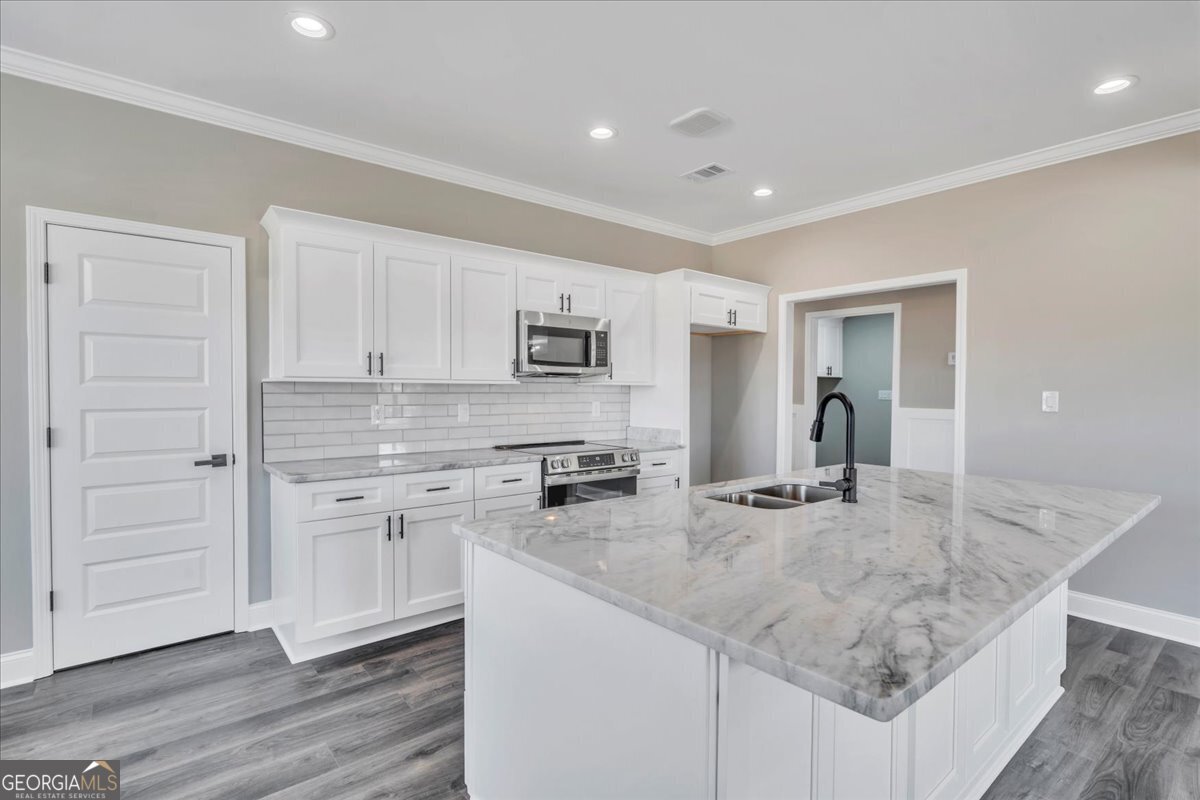 118 Early Drive Property Photo 21