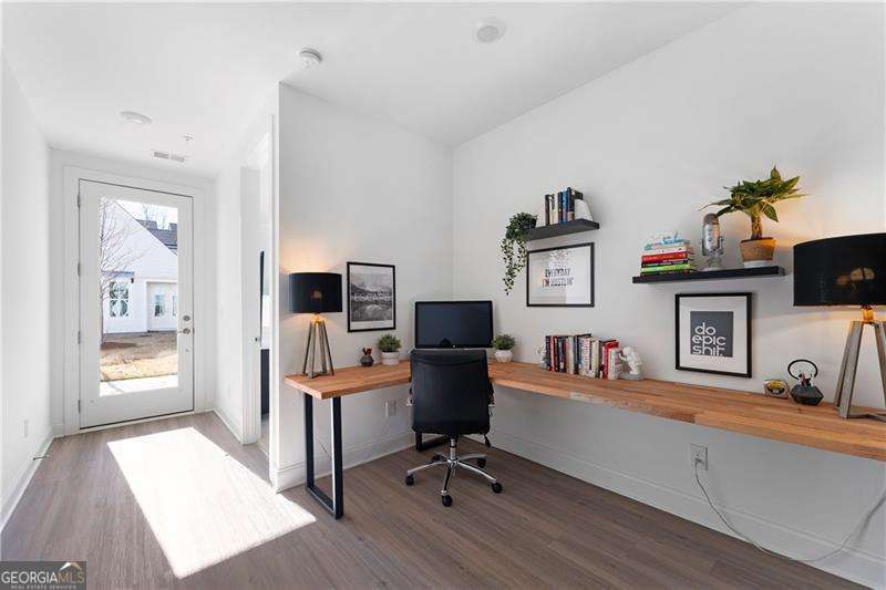 409 Burgundy Way Property Photo 3