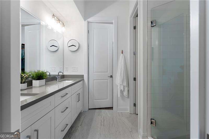409 Burgundy Way Property Photo 34