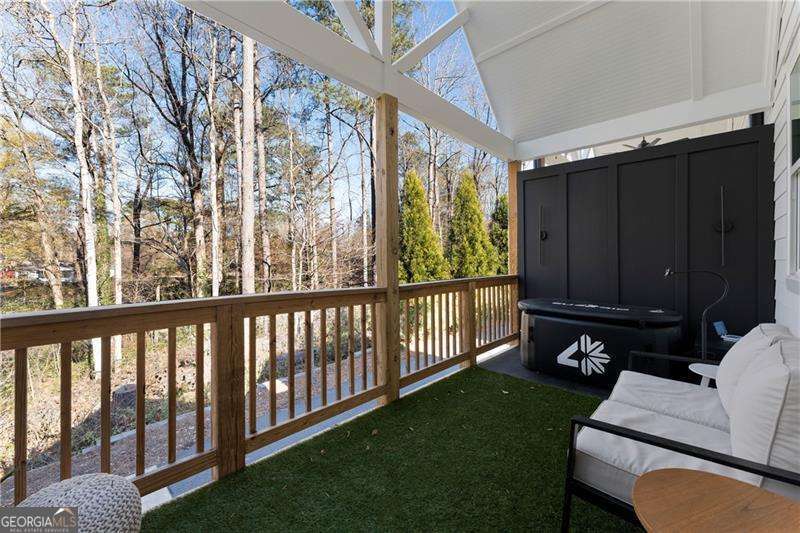 409 Burgundy Way Property Photo 37