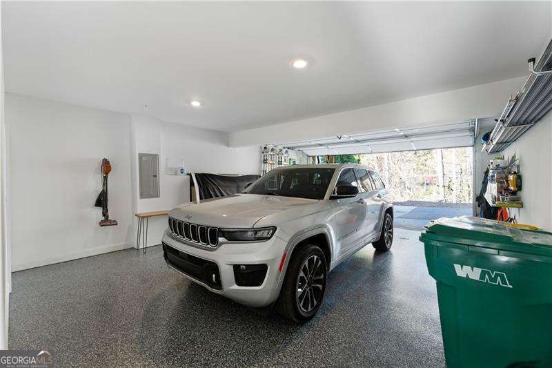 409 Burgundy Way Property Photo 39