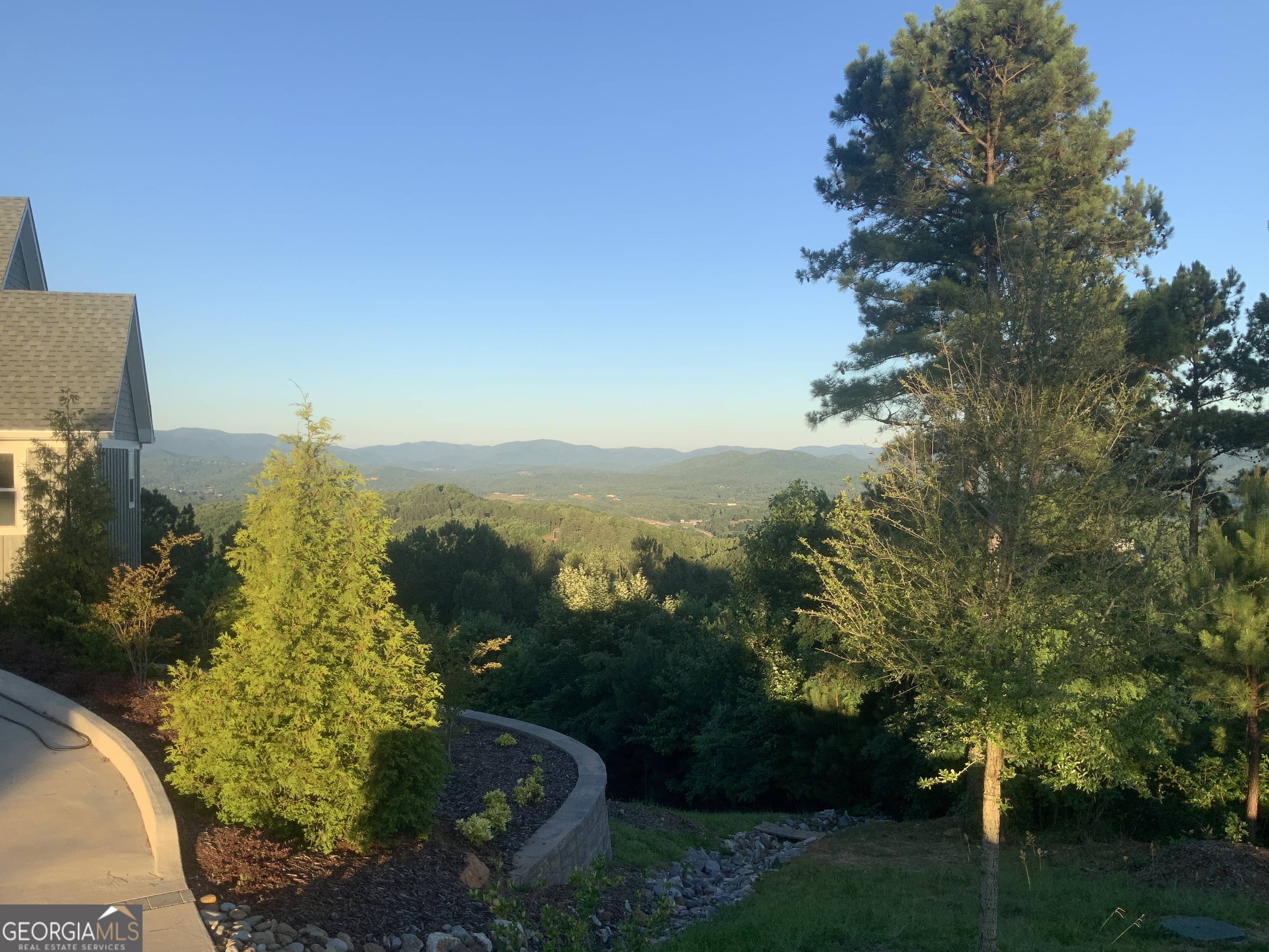0 Mile High Property Photo 11