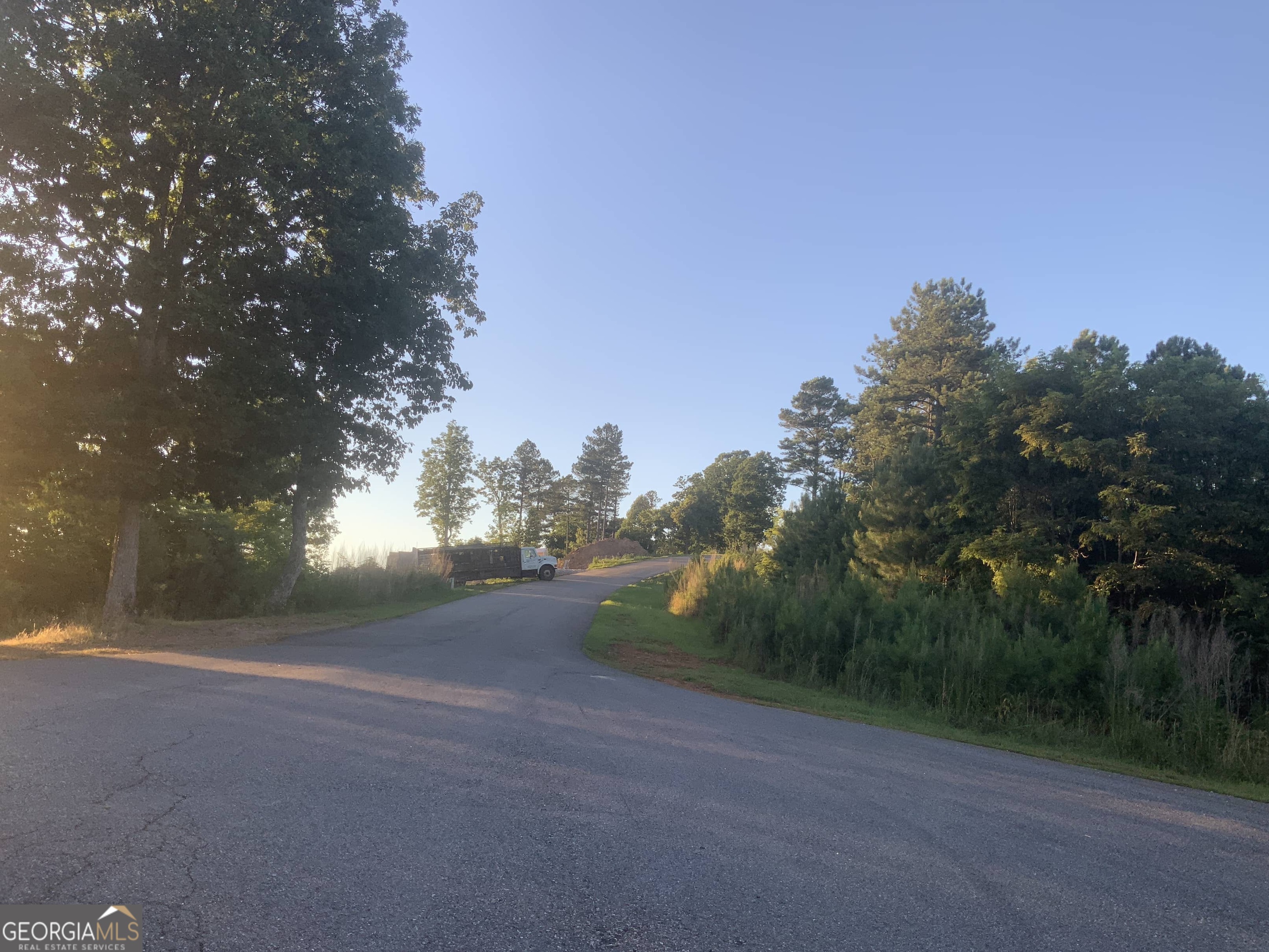 0 Mile High Property Photo 16