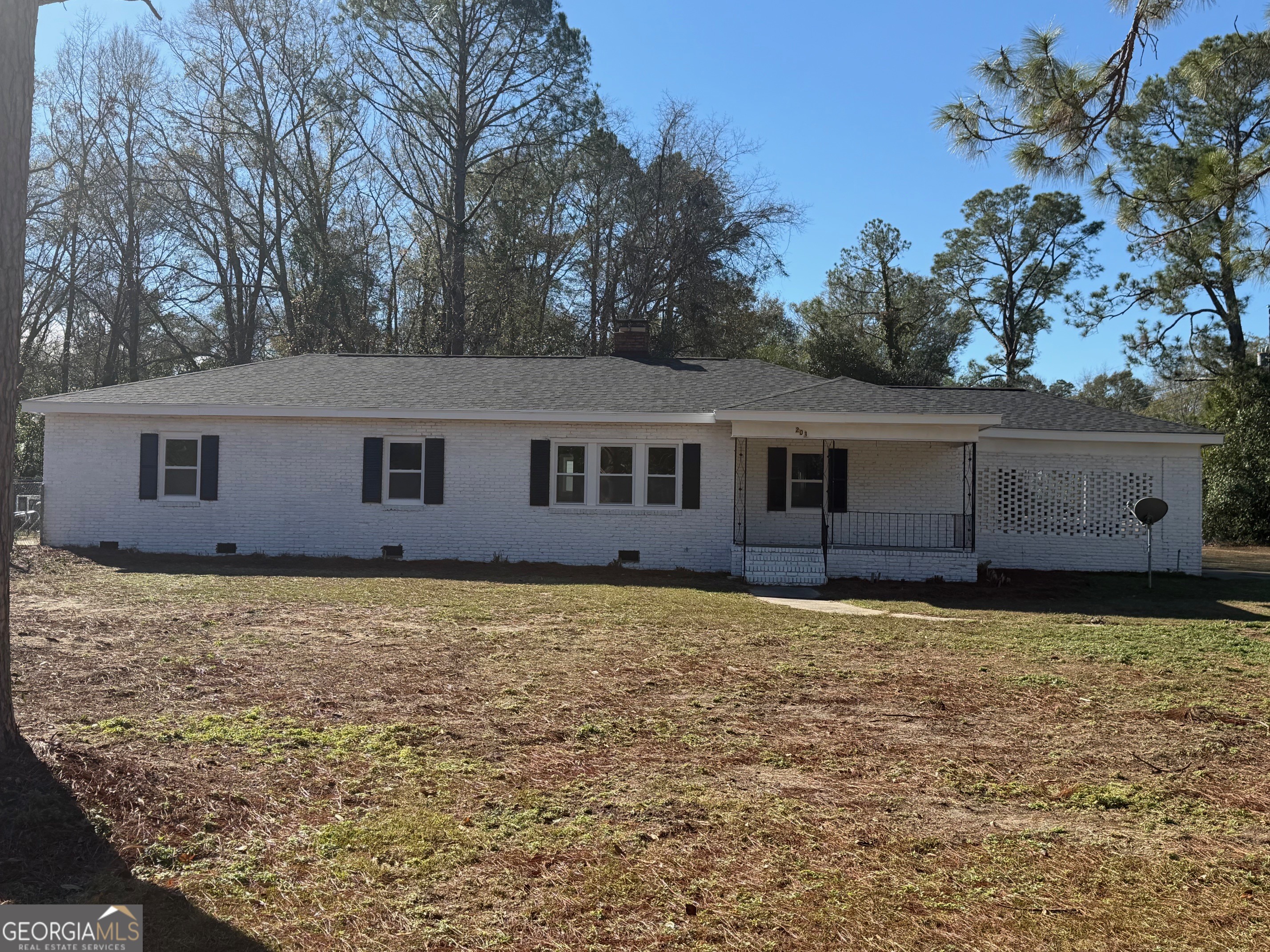 203 Northside Drive Property Photo 1