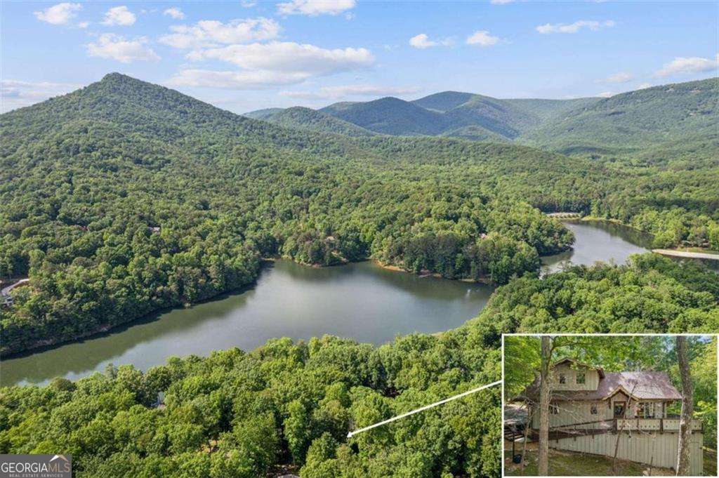 298 Lake View Trace Property Photo 2
