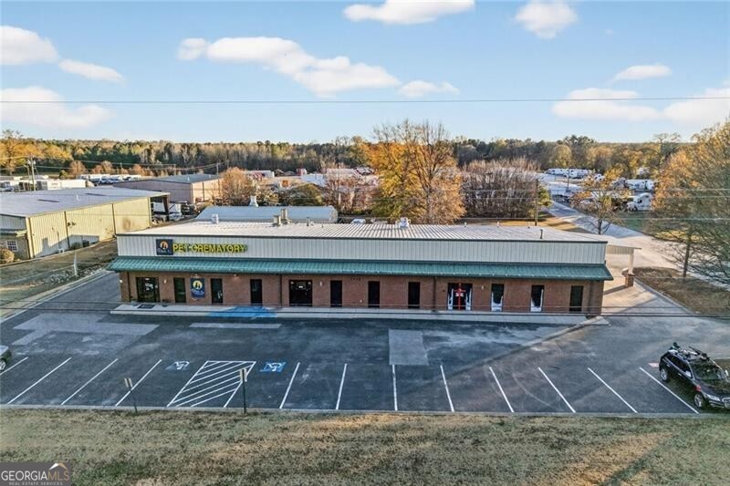 1595 Access Road