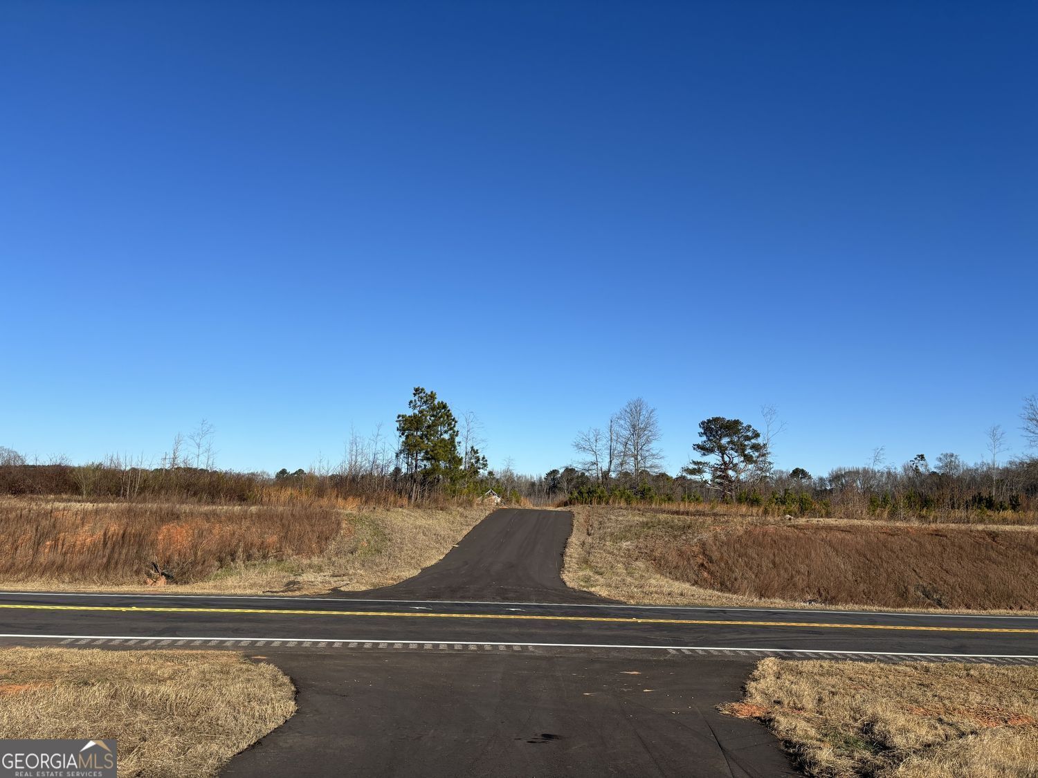 0 83 Connector Property Photo 10