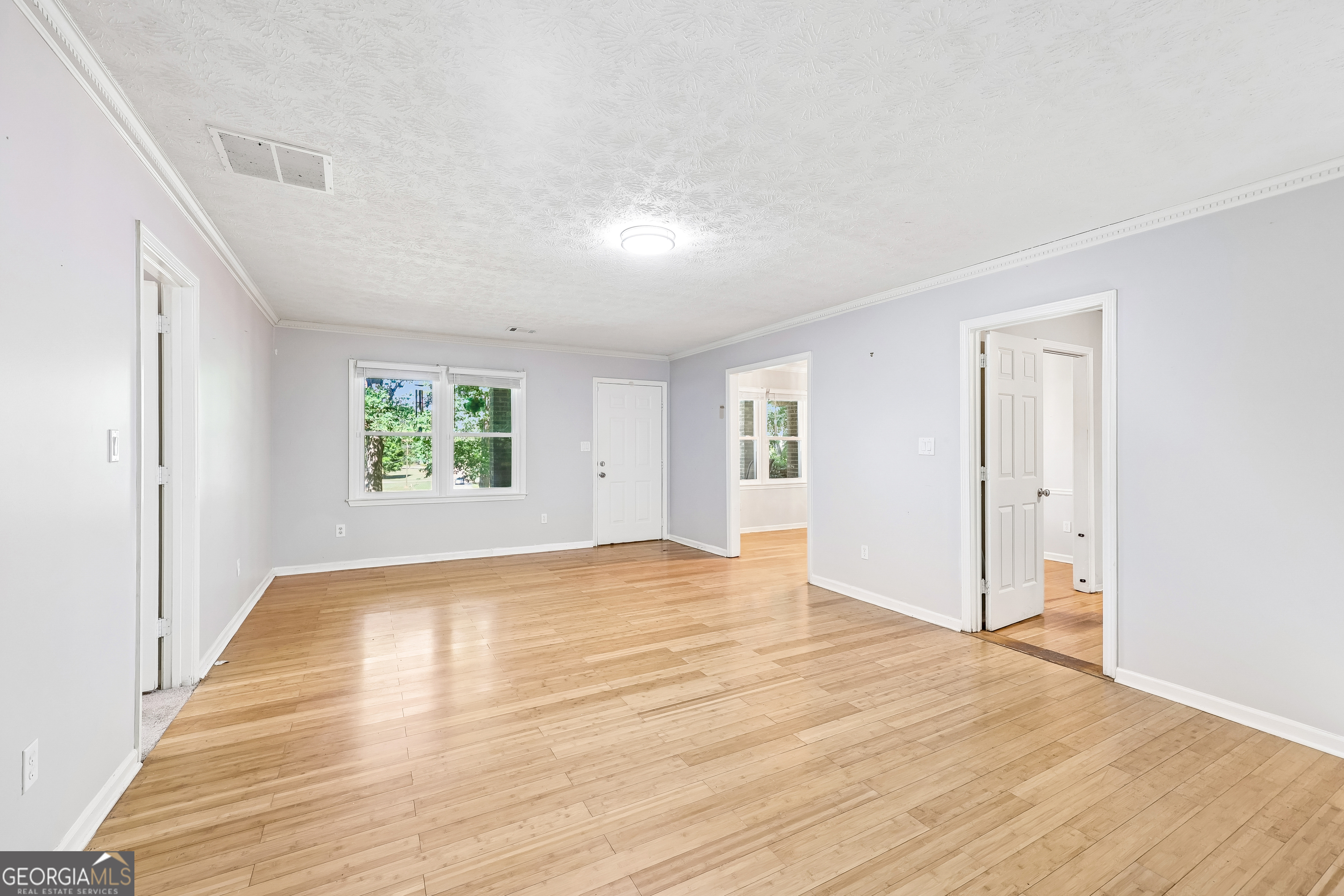 1145 Christian Circle Se Property Photo 5