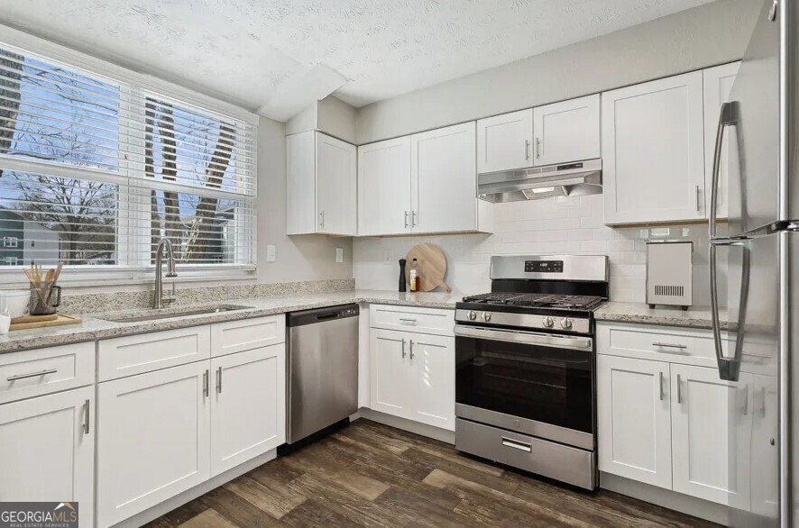 7600 Roswell Road # 2013 Property Photo 1