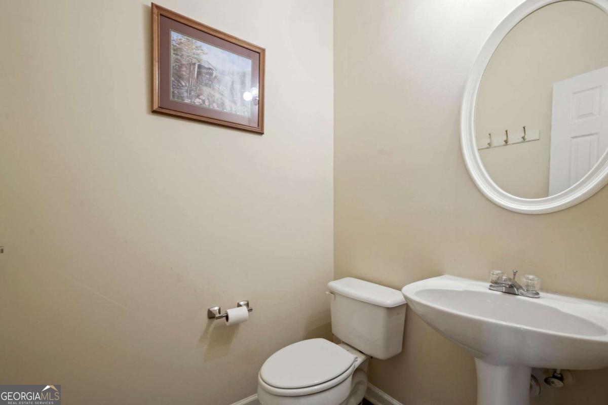 792 Russell Drive Property Photo 8