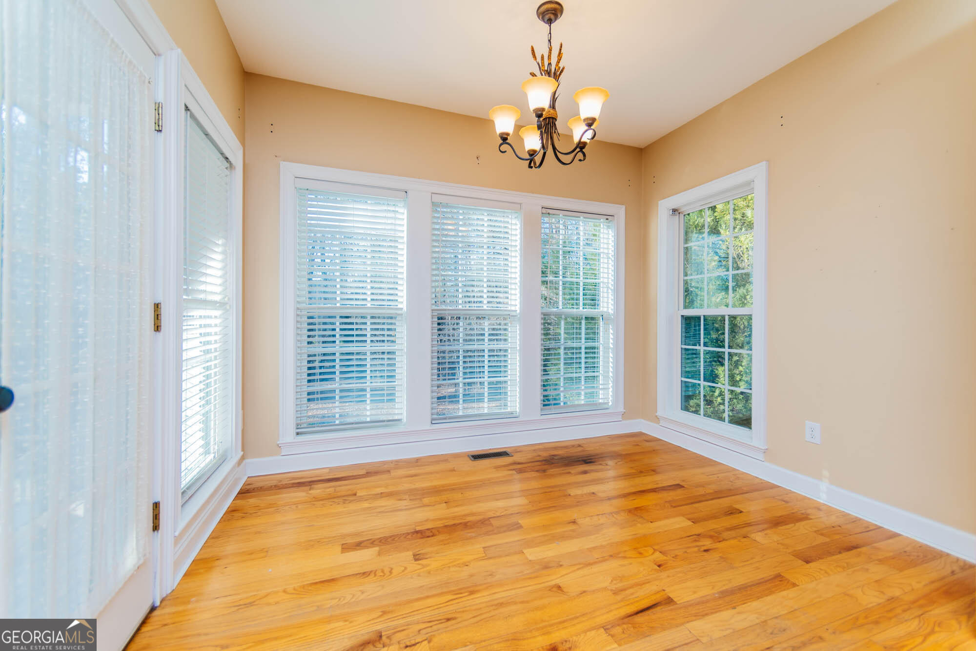 231 Greystone Drive Property Photo 14