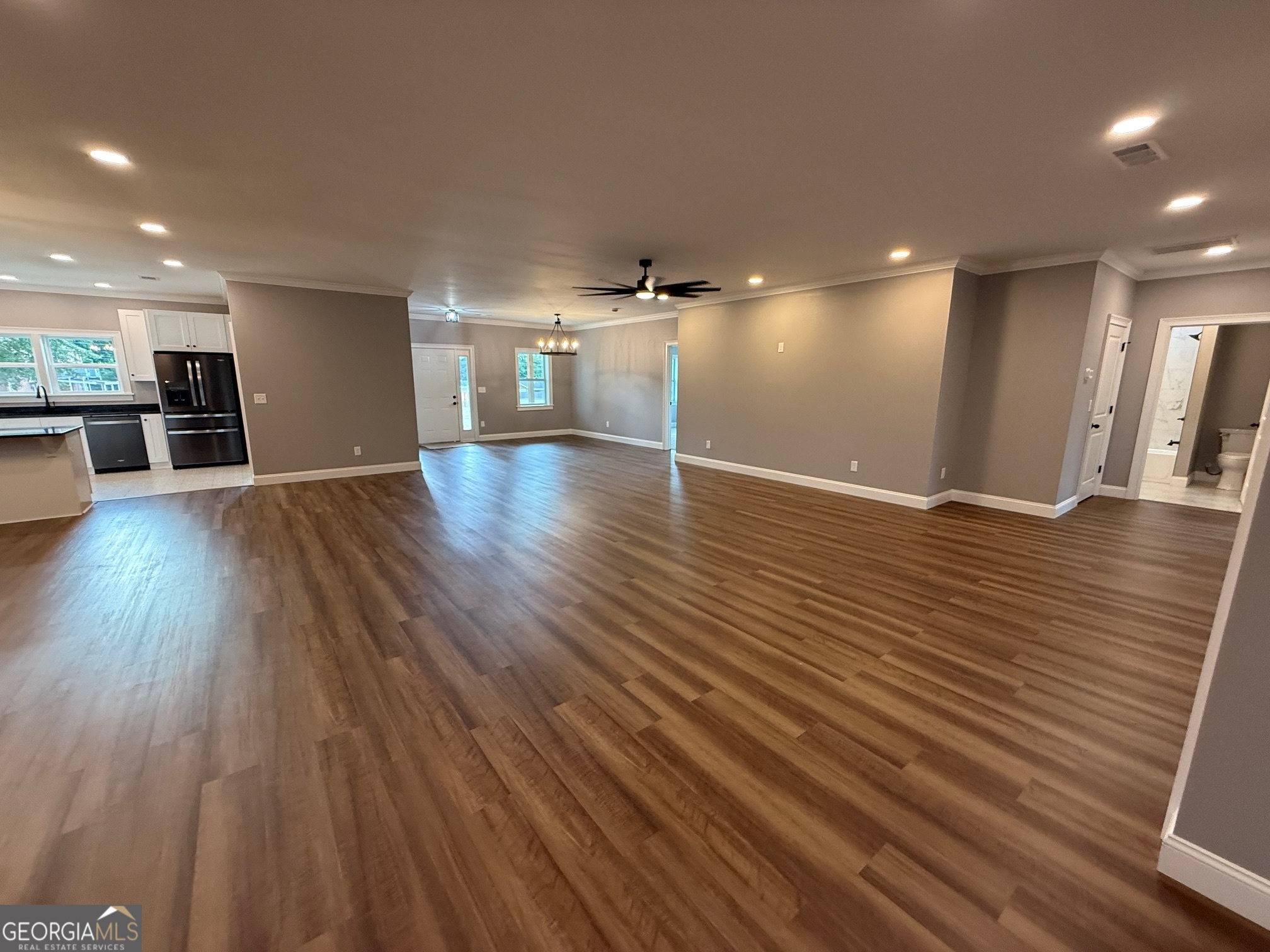 28 Beverly Lane Property Photo 8