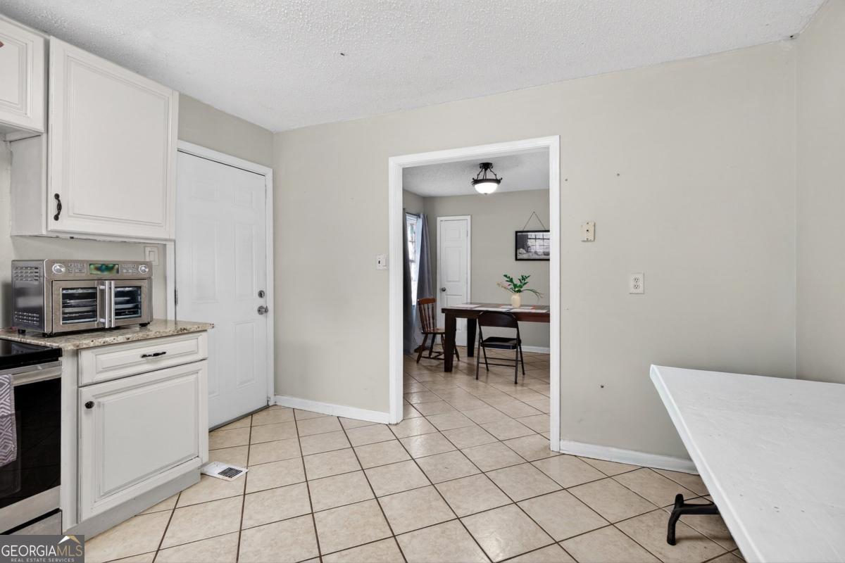 1742 Cardinal Road Property Photo 7