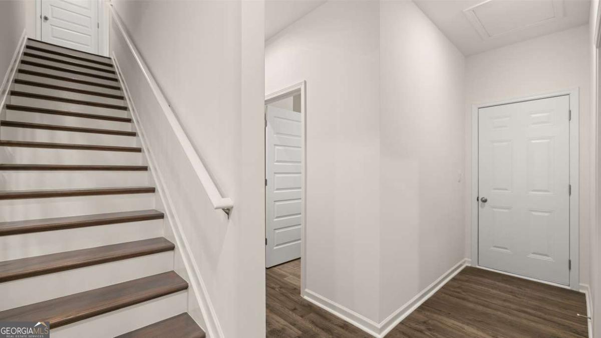 530 Silver Moon Drive Property Photo 19