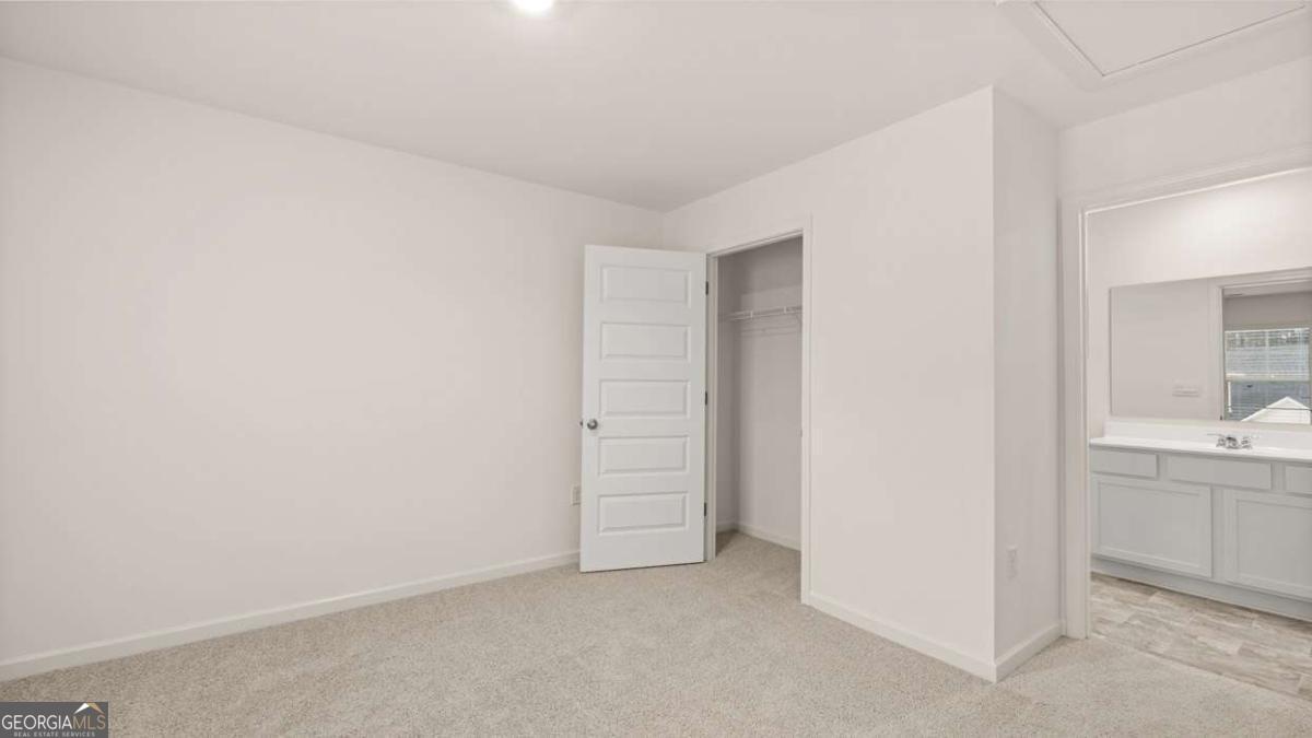 530 Silver Moon Drive Property Photo 28