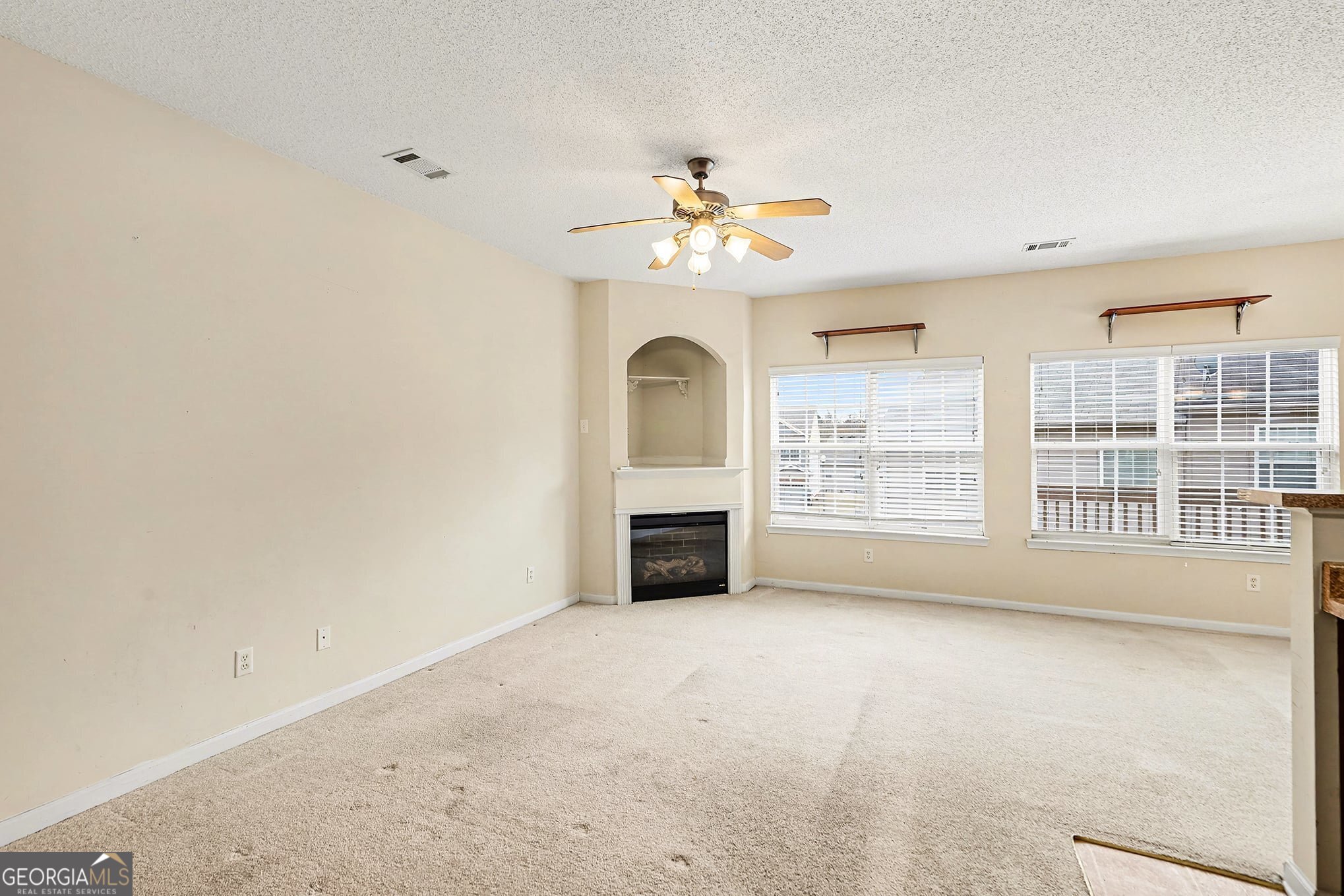 7676 Rutgers Circle Property Photo 7