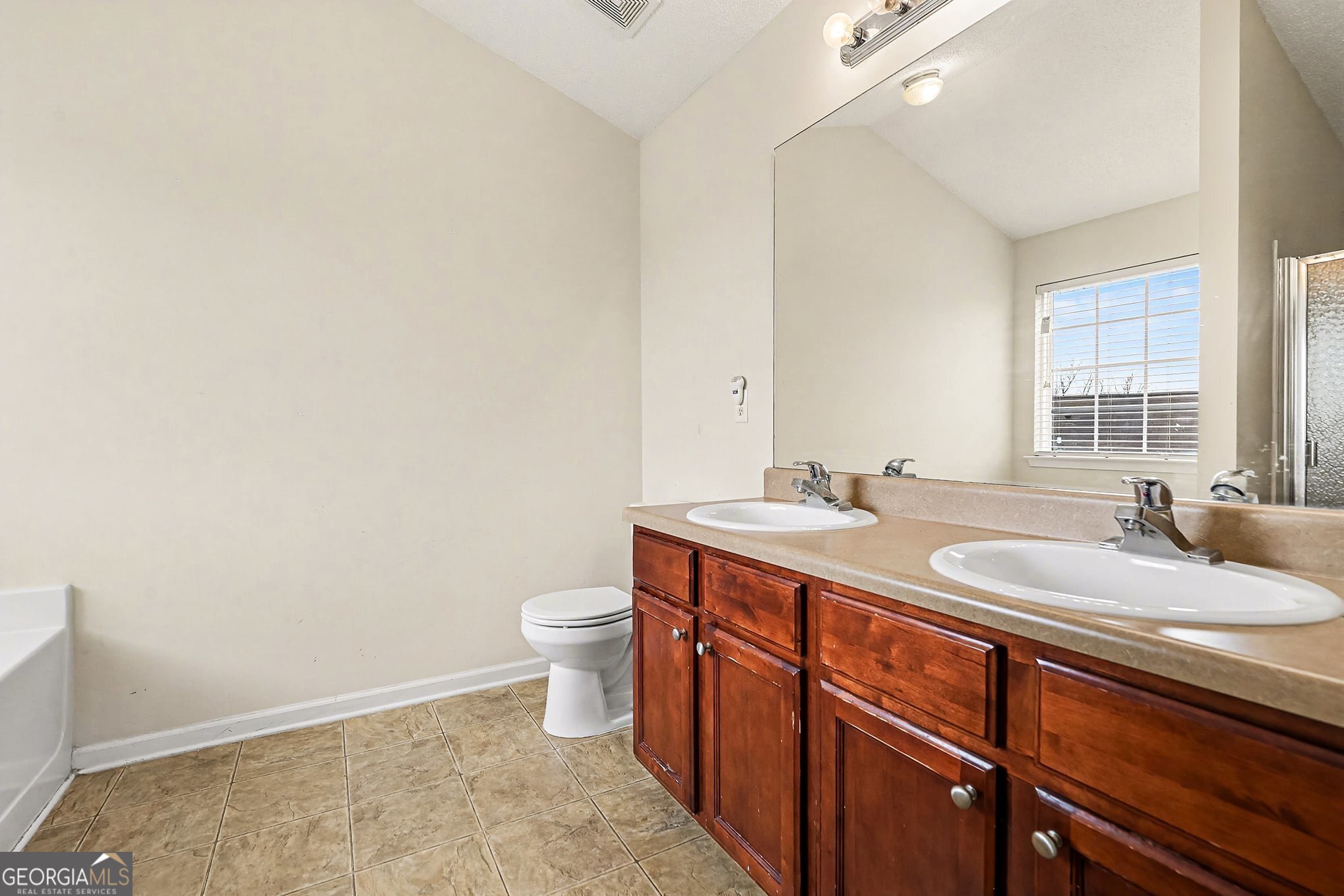 7676 Rutgers Circle Property Photo 24