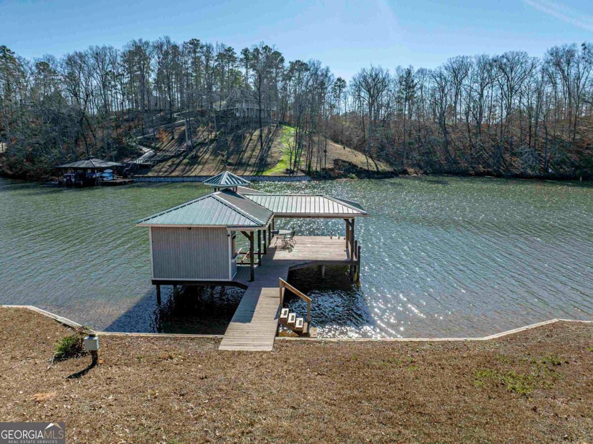 219 Hickory Pass Property Photo 3