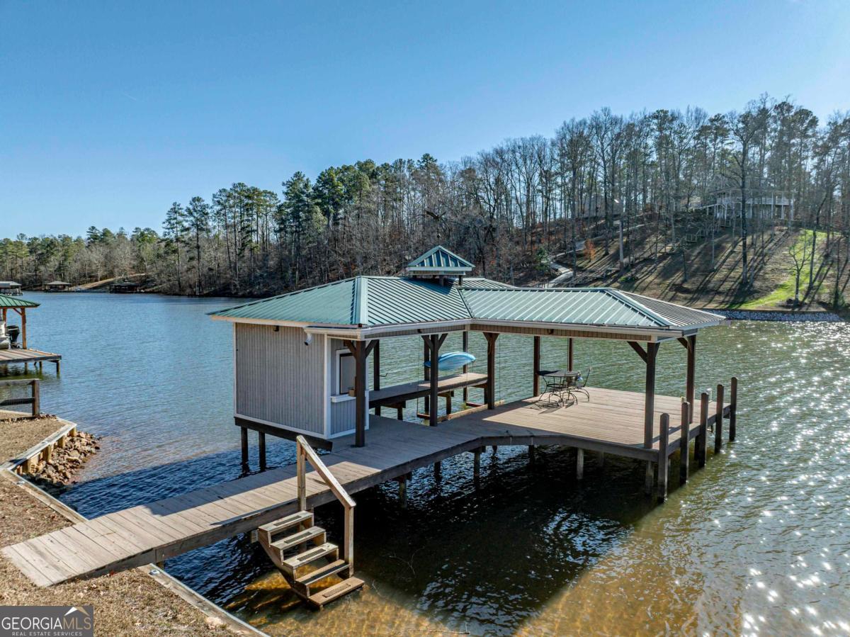 219 Hickory Pass Property Photo 4