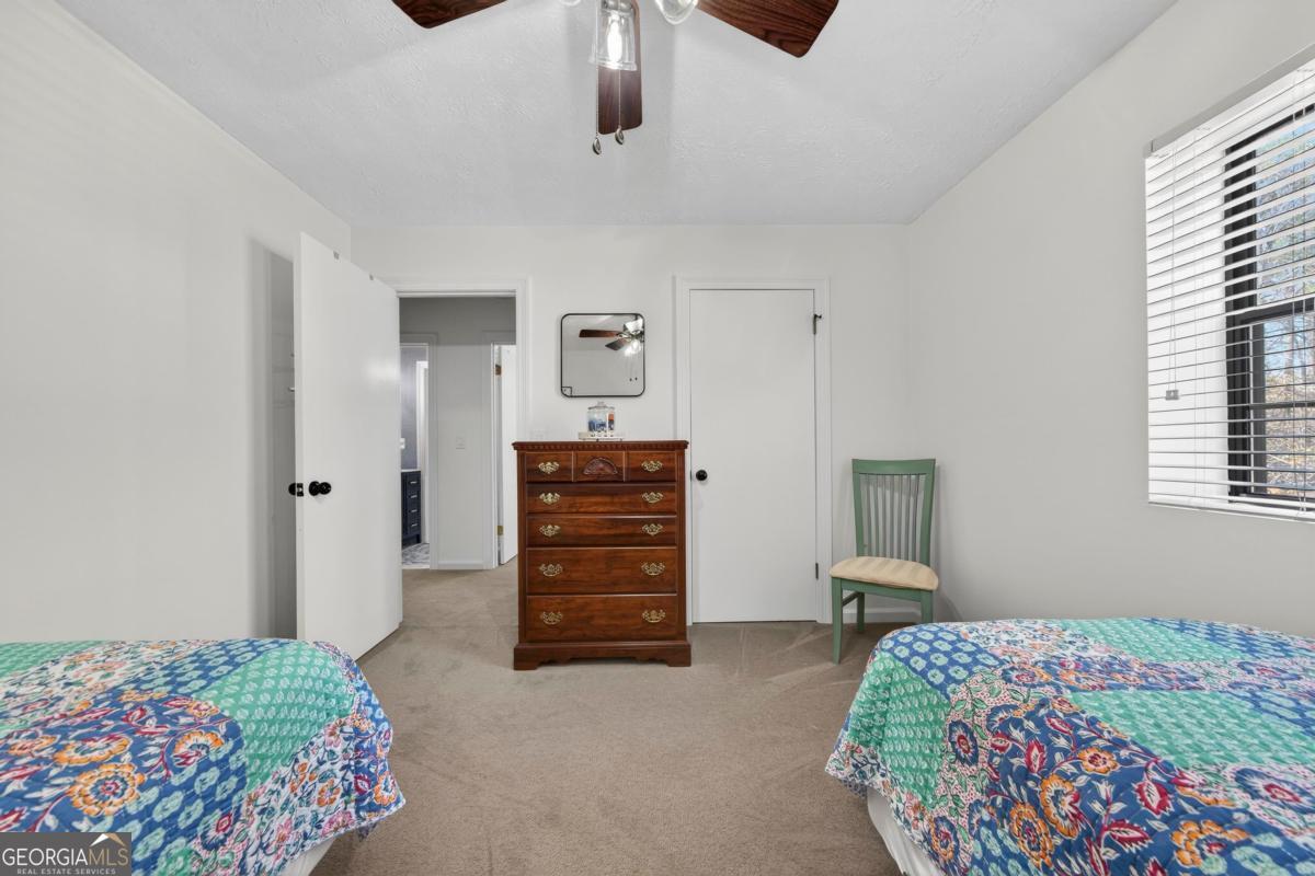 219 Hickory Pass Property Photo 33