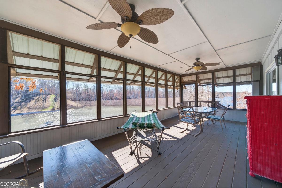 219 Hickory Pass Property Photo 37