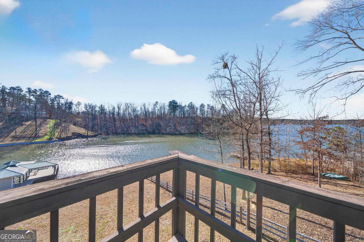 219 Hickory Pass Property Photo 38