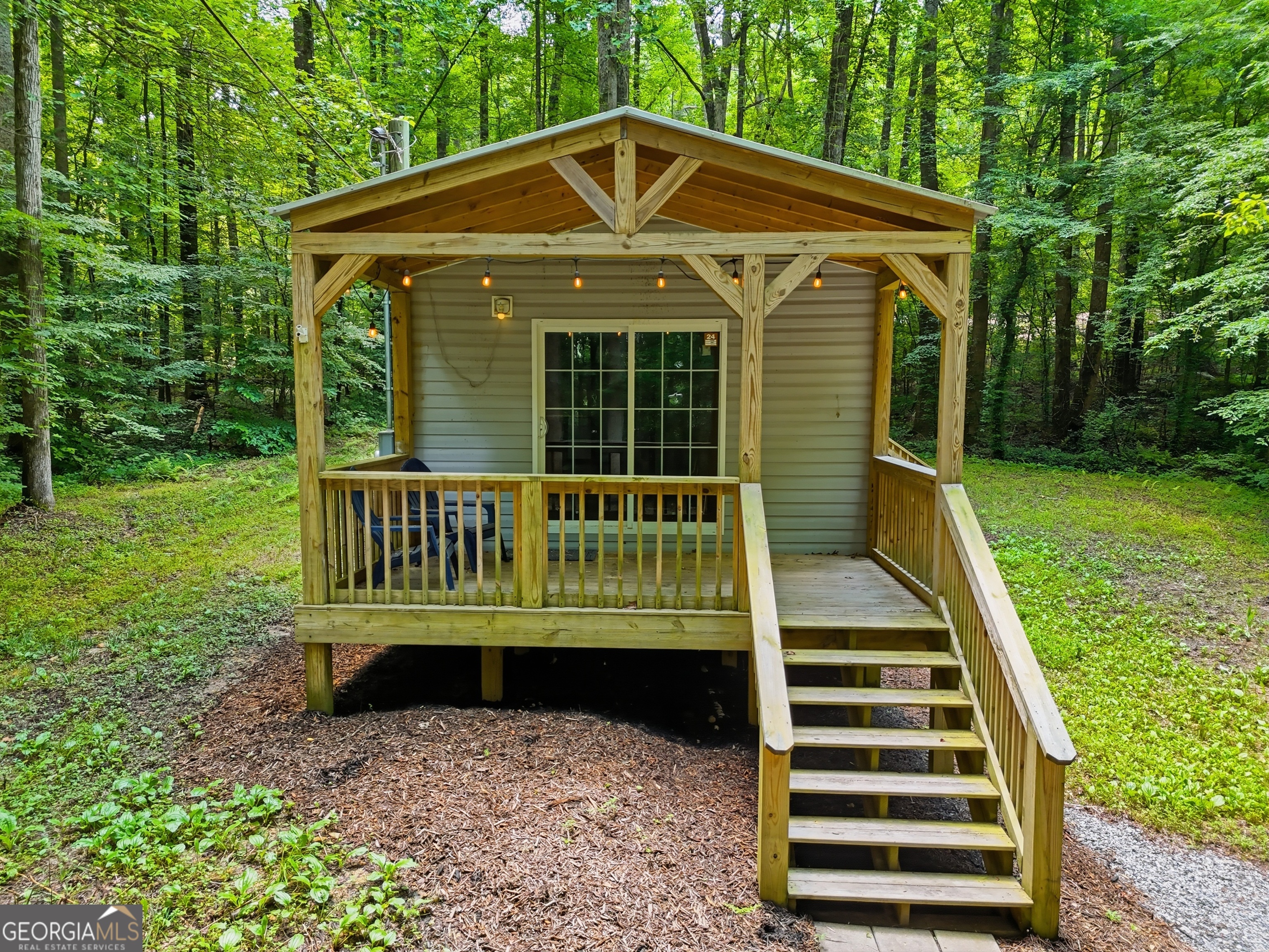 414 Twin Mountain Lake Circle Property Photo 1