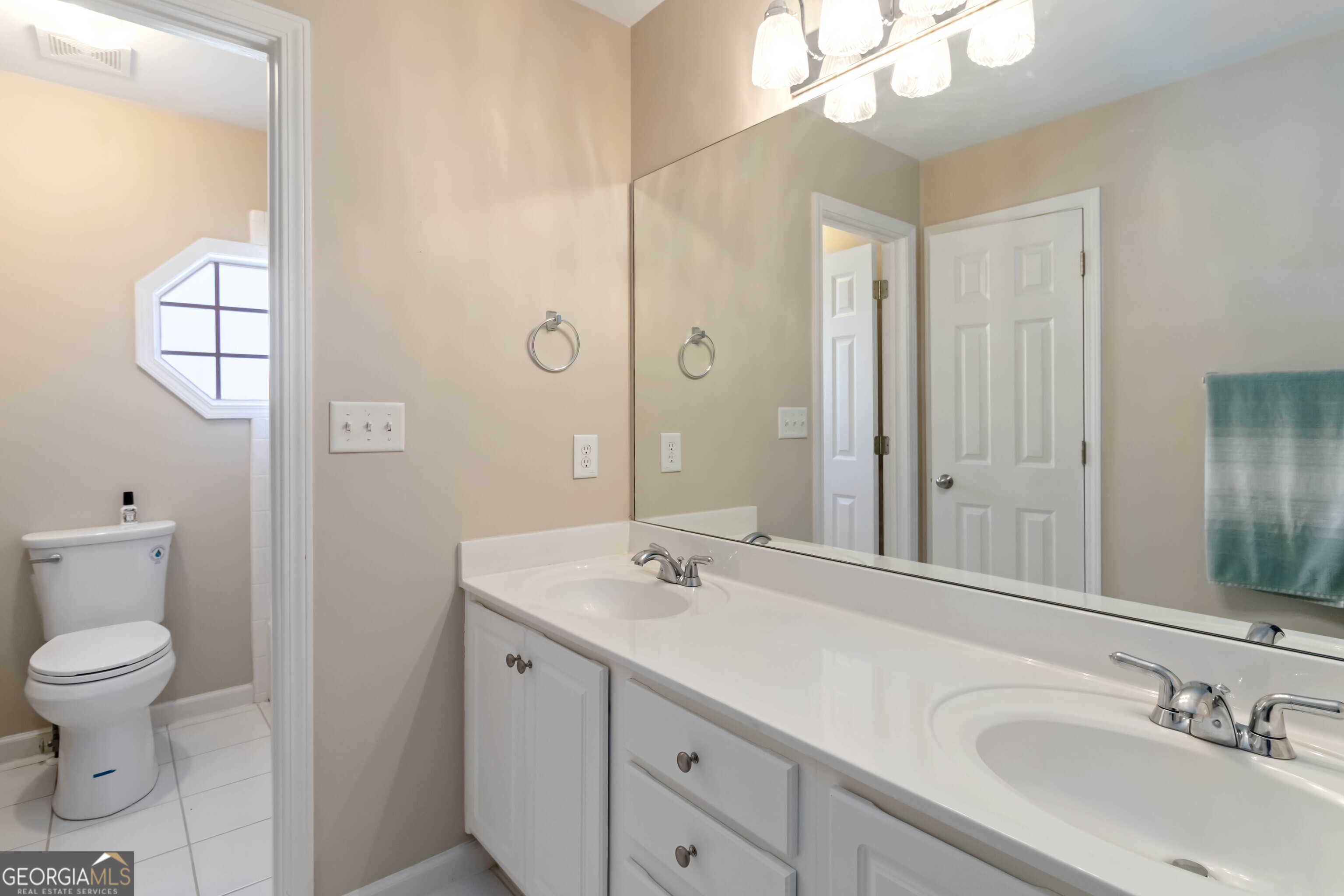 2450 Vivian Circle Property Photo 16