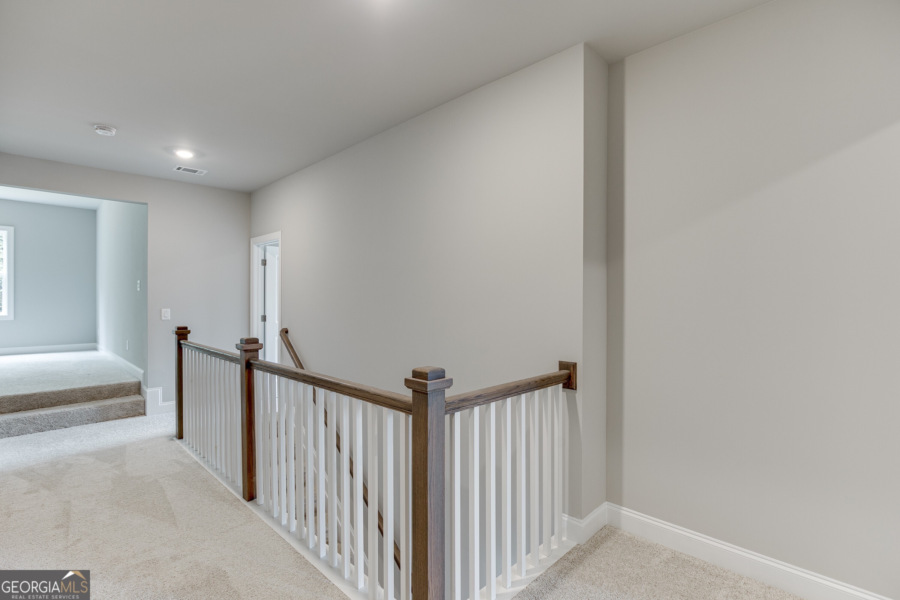 5621 Ernest Way Property Photo 25