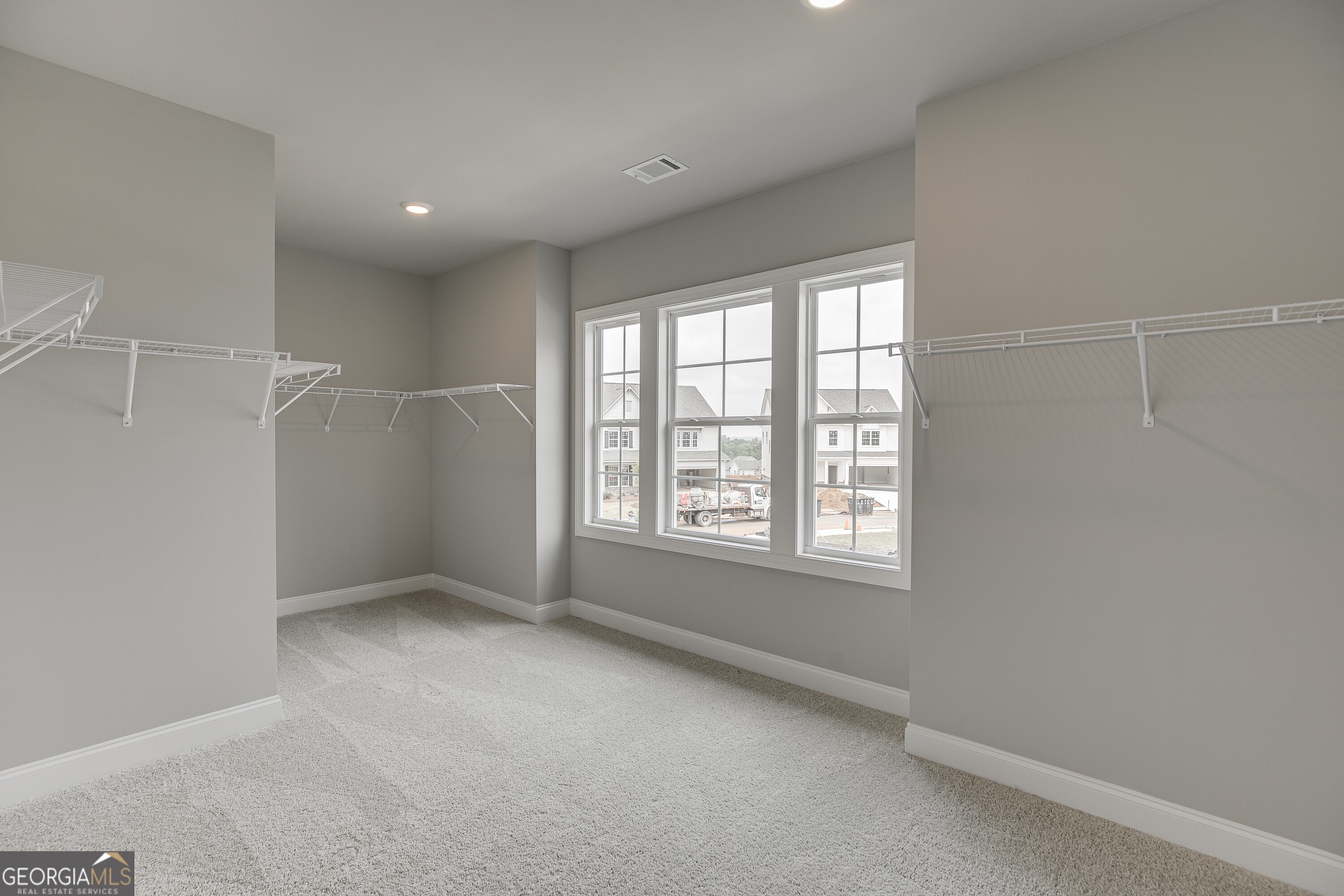 5621 Ernest Way Property Photo 43