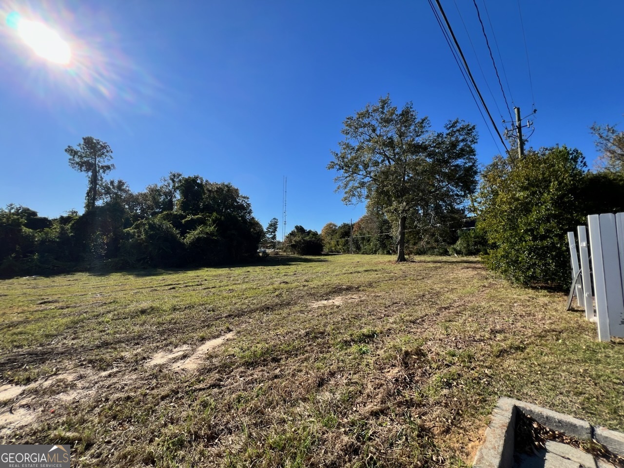 723 S Main Street Property Photo 5