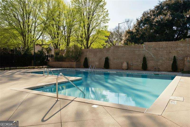 220 Renaissance Parkway Ne # 1201 Property Photo 28