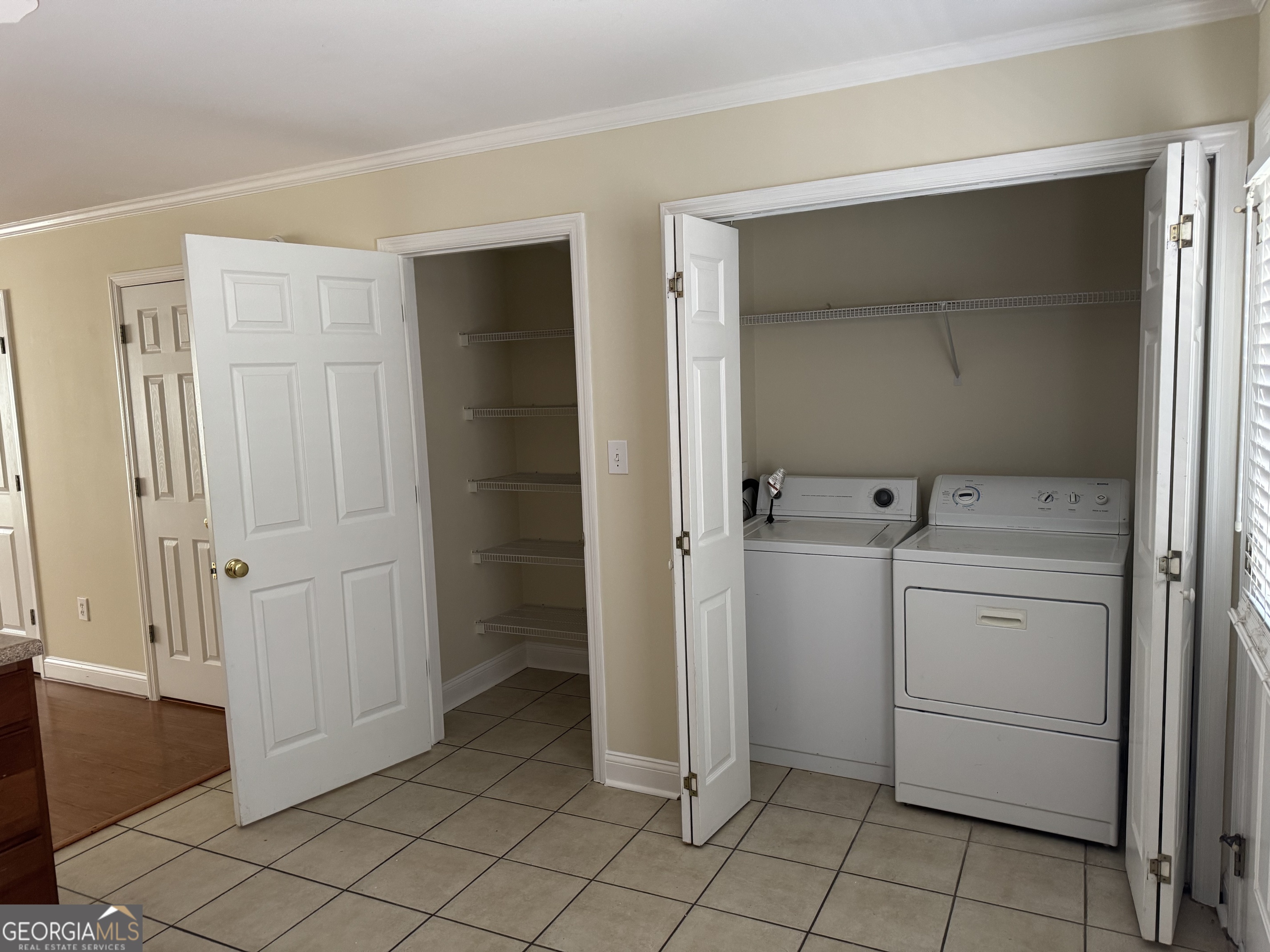 135 Logmont Trace Property Photo 6