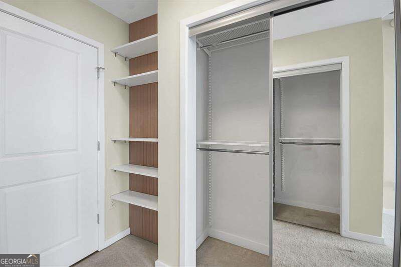 361 17th Street # 910 Property Photo 13