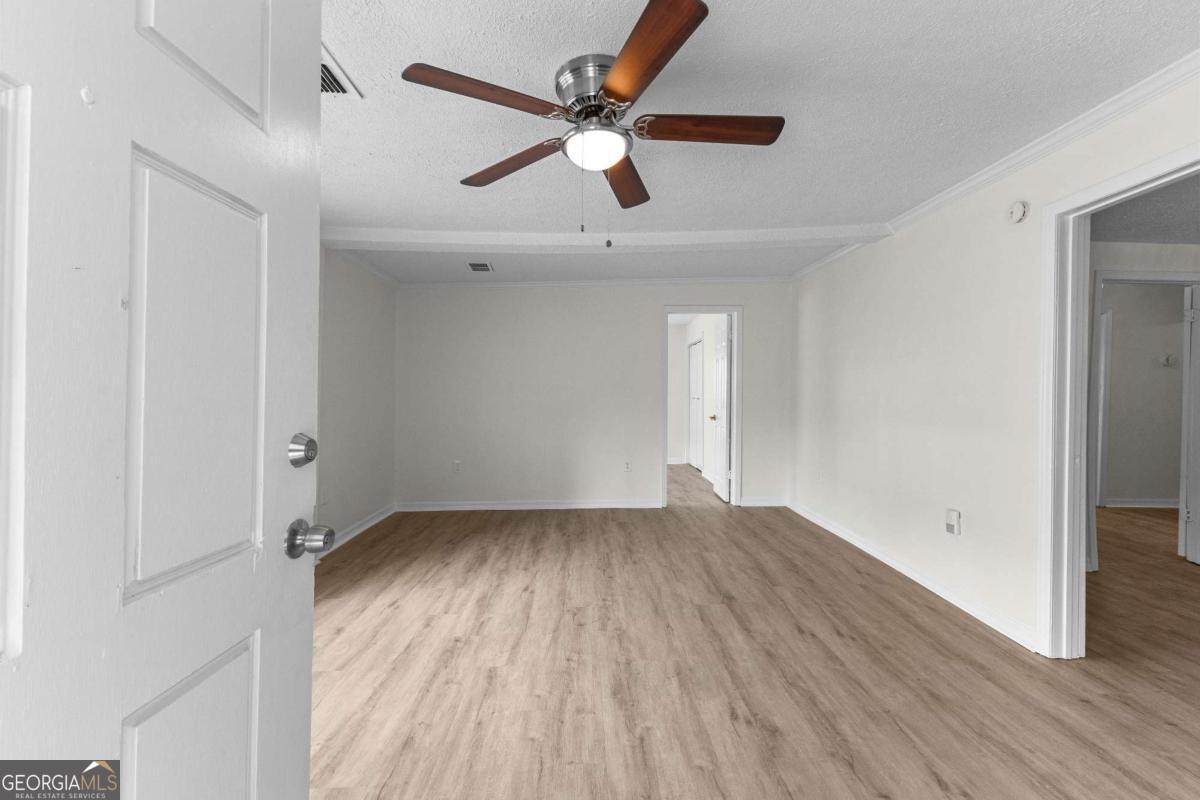 217 Jefferson Street Property Photo 6