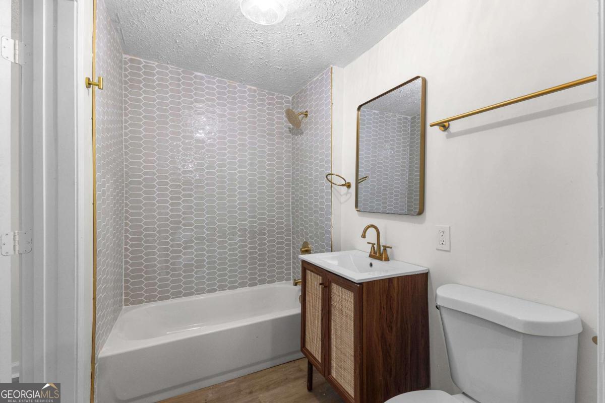 217 Jefferson Street Property Photo 21