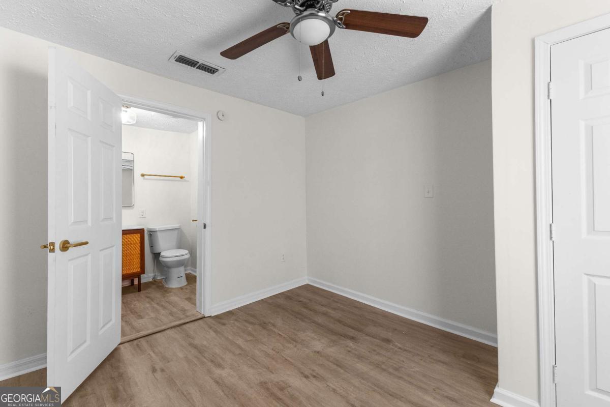 217 Jefferson Street Property Photo 24