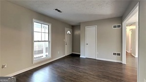 5734 Taffeta Court Property Photo 12
