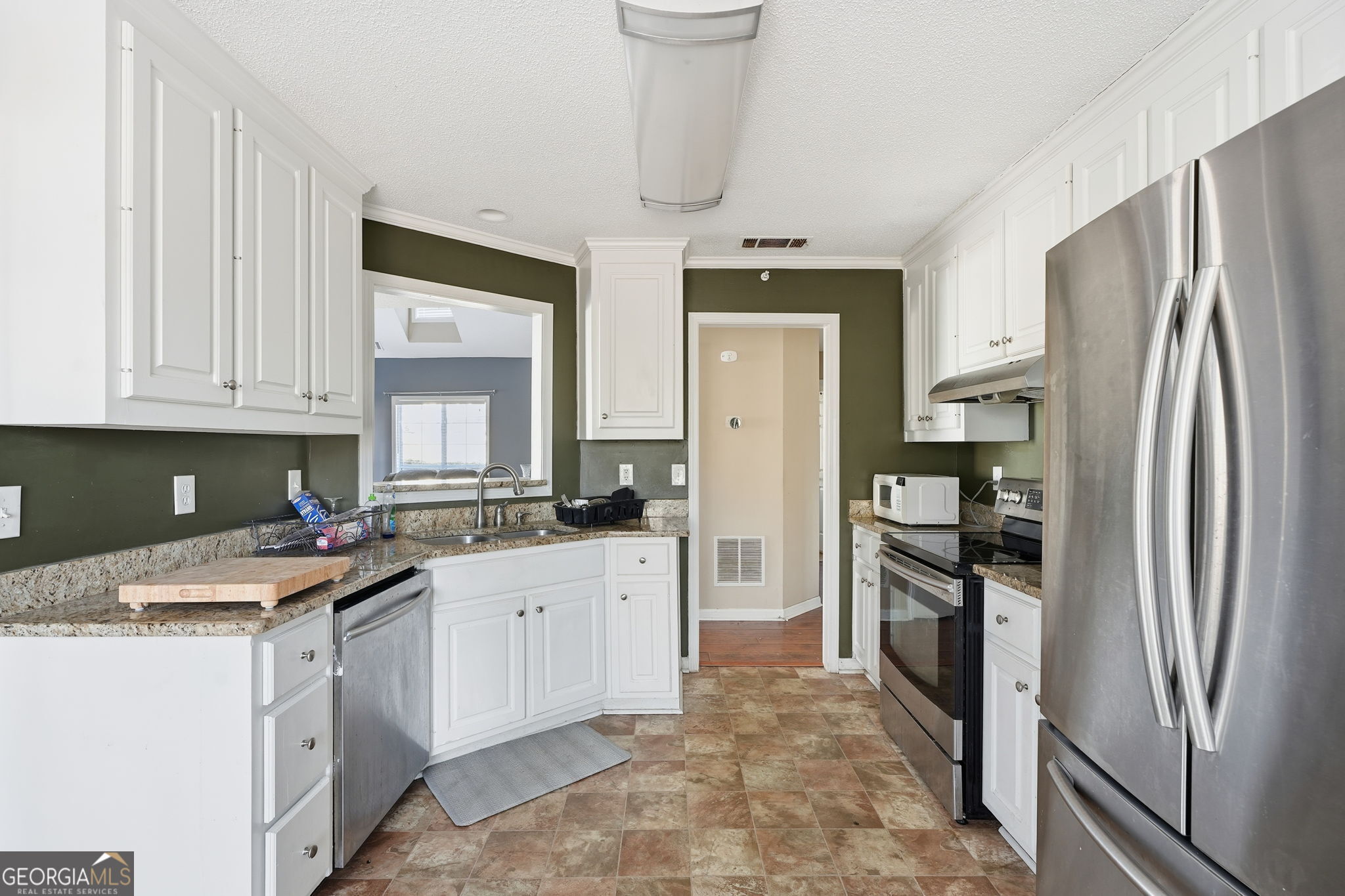 355 Radcliffe Trace Property Photo 7